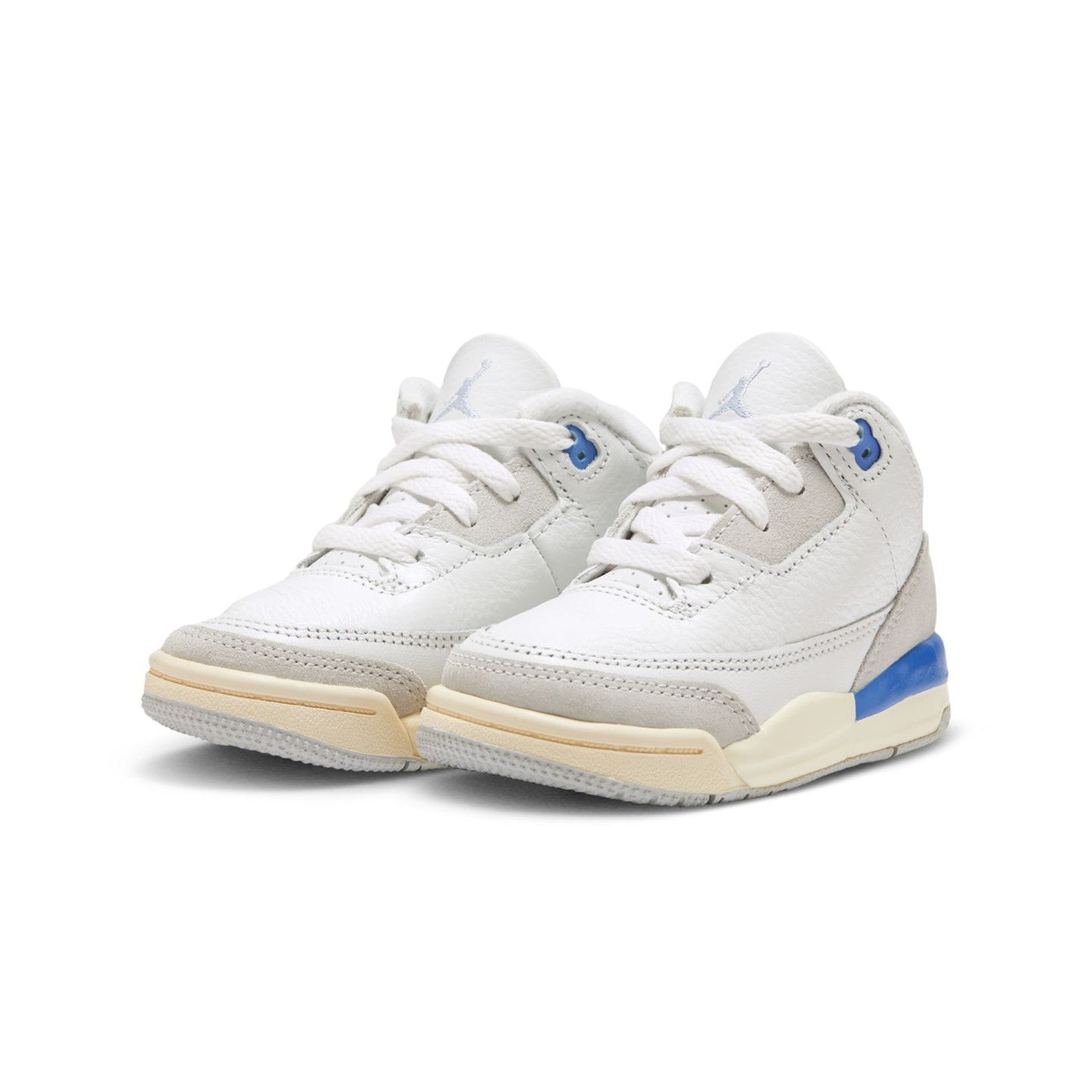 Air Jordan 3 Retro "Lucky Shorts"