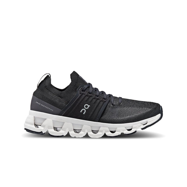 とろ Cloudboom Strike: Men's Road Racing Shoe | On Japan