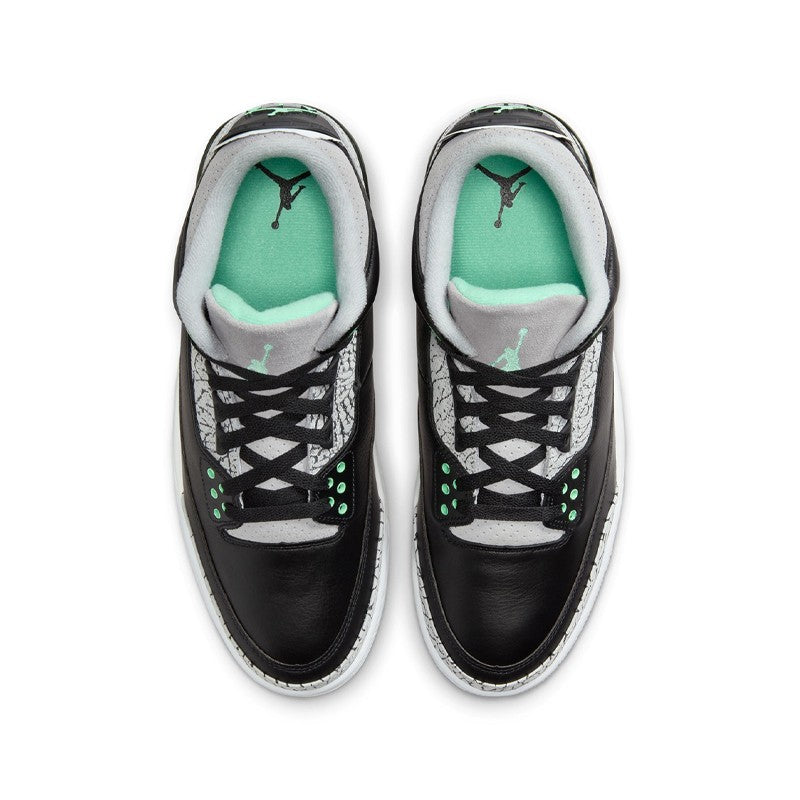 Air Jordan 3 Retro "Green Glow"