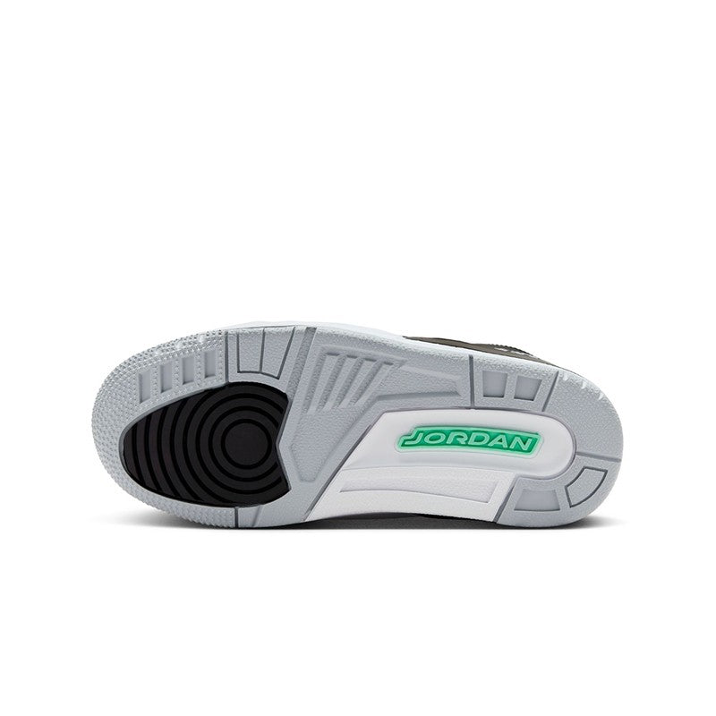 Air Jordan 3 Retro "Green Glow" DM0966-031