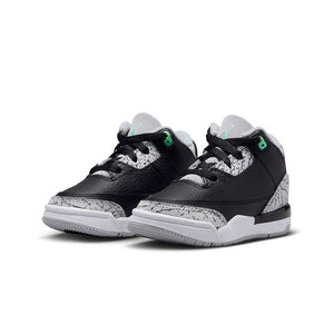 Air Jordan 3 Retro "Green Glow"