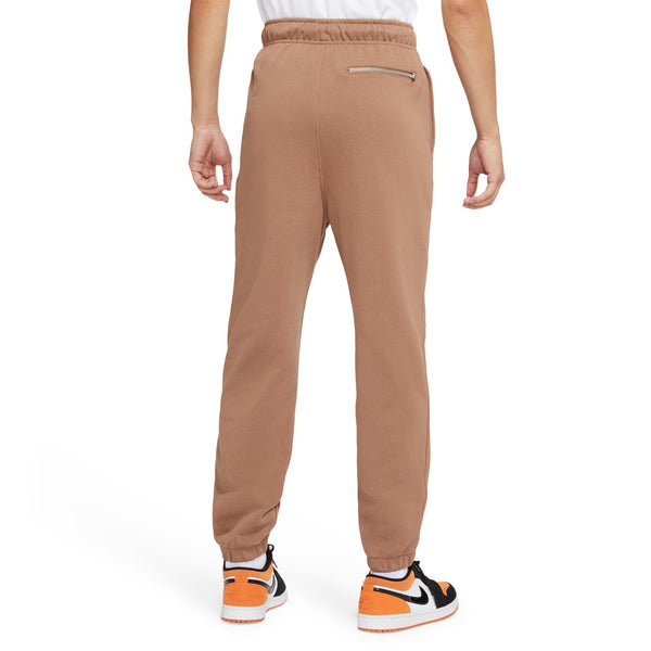 【NIKE】◆Jordan Essentials Pants Akio Brown◆FV7462-223◆ Jordan Essentials Men's Woven Pants. Nike.com