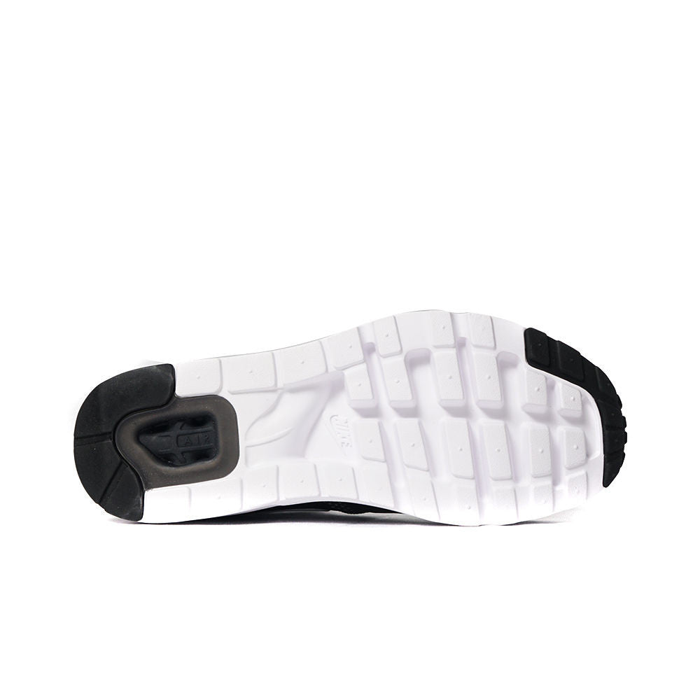 Nike Air Max Zero Essential
