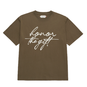 HTG SCRIPT SS TEE HTG230194-OLIVE